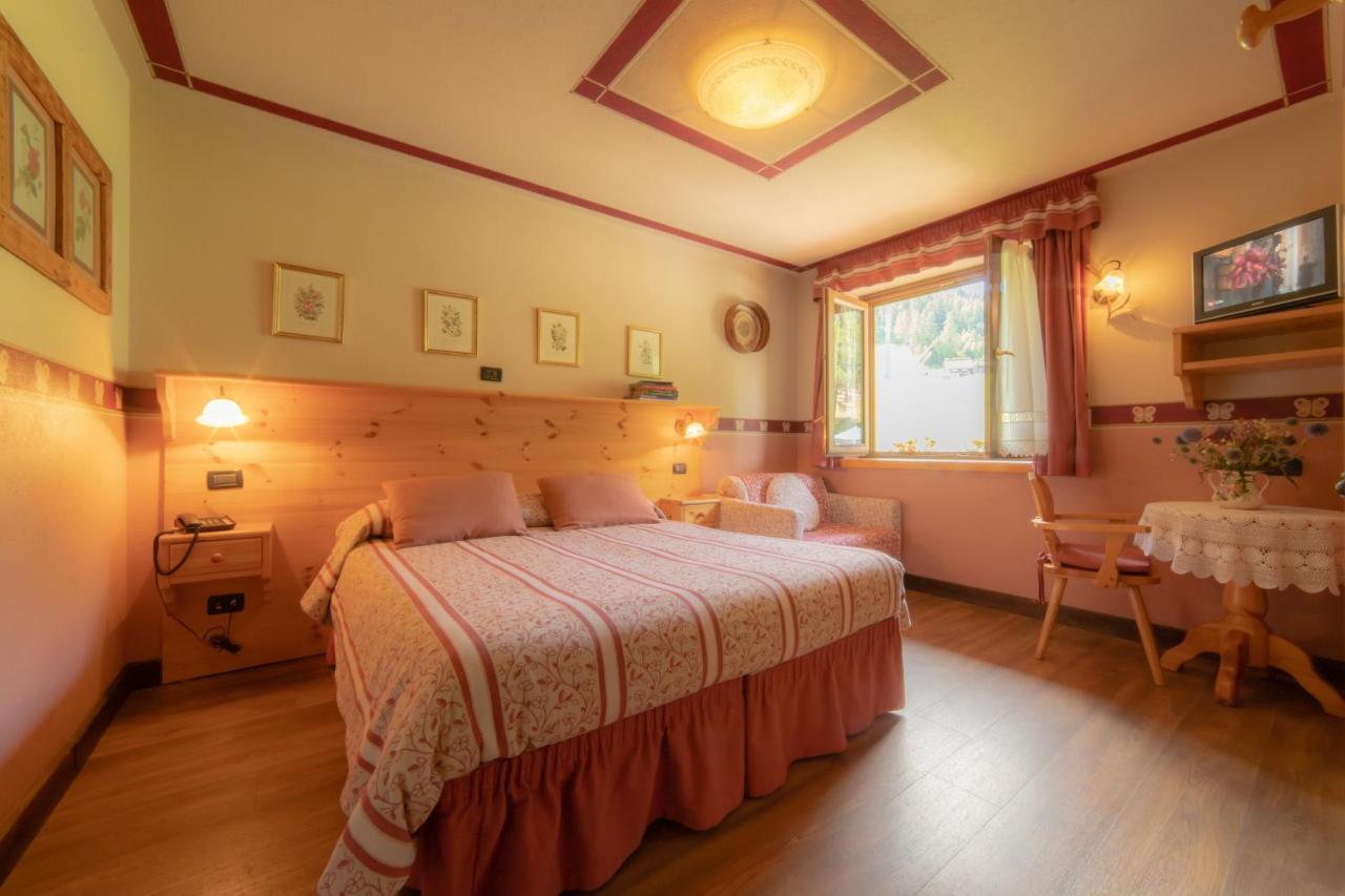 Hotel Della Nouva Пила Екстериор снимка